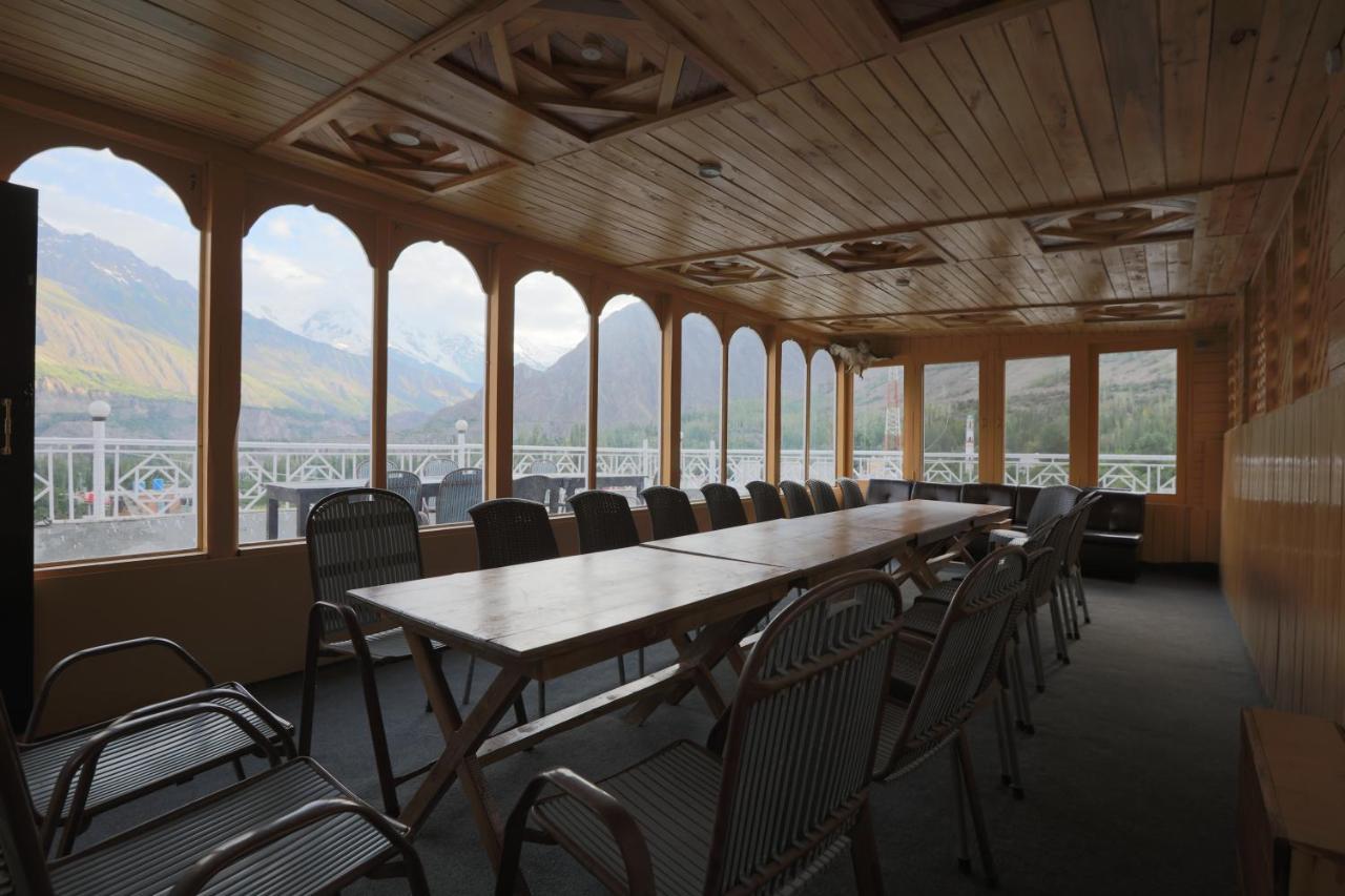 Hunza City Hotel Karimabad  Экстерьер фото